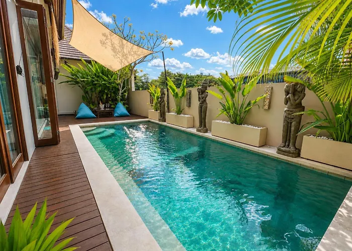 Casa vacanze Luxury 3br Pool Walk To Finns Canggu