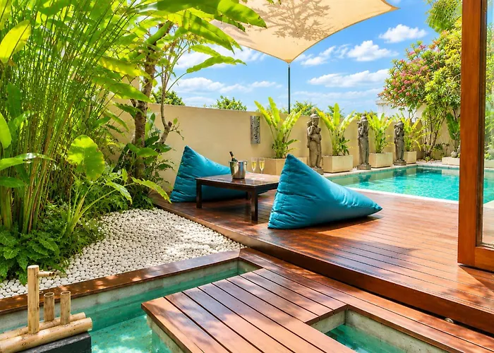 Vakantiehuis Luxury 3br Pool Walk To Finns Canggu